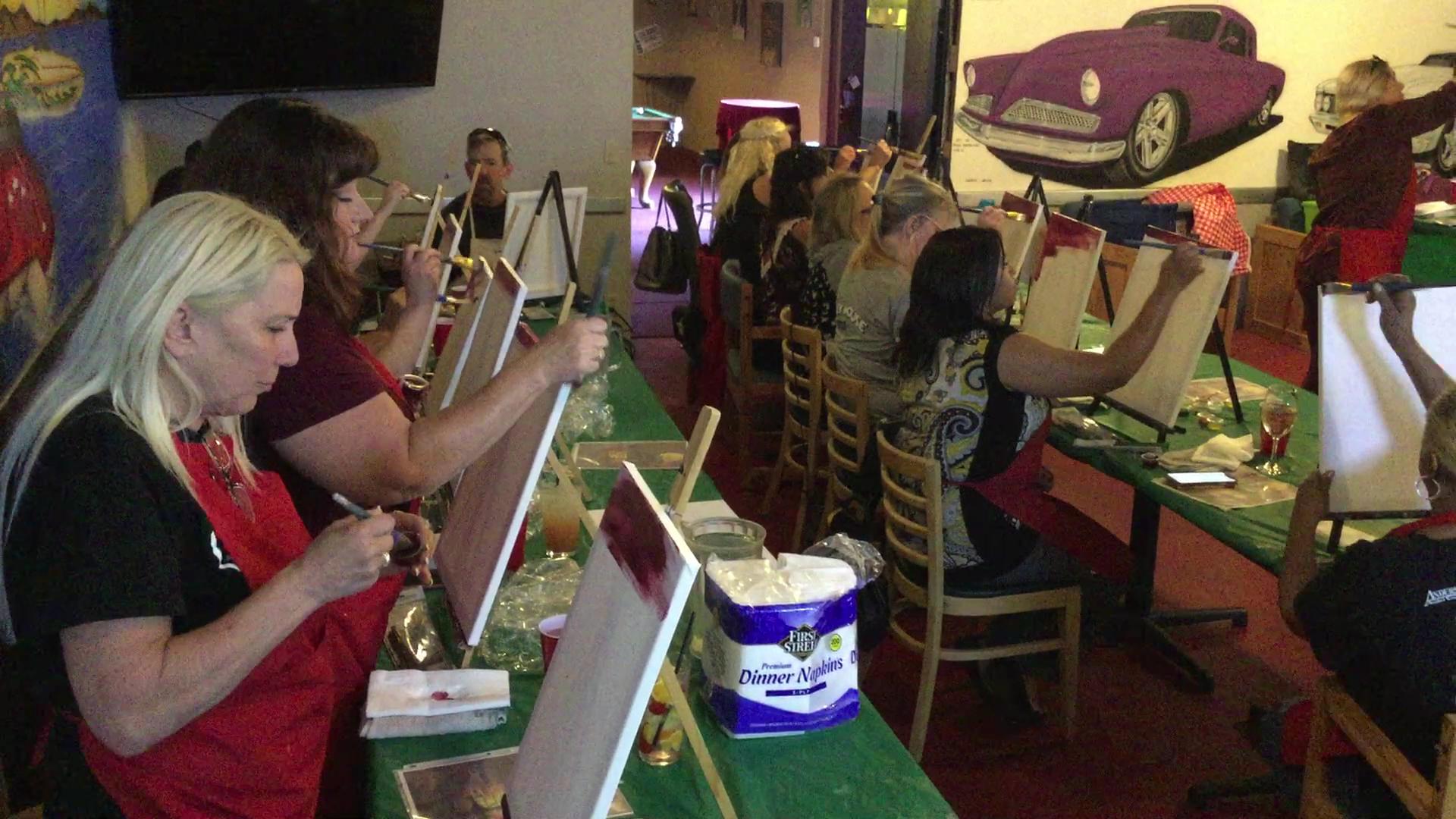 Hooch's 66 Bar & Grill
